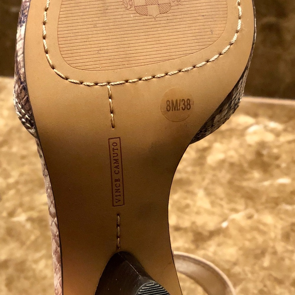 Vince Camuto Sandals Size 8 - Picture 4 of 8